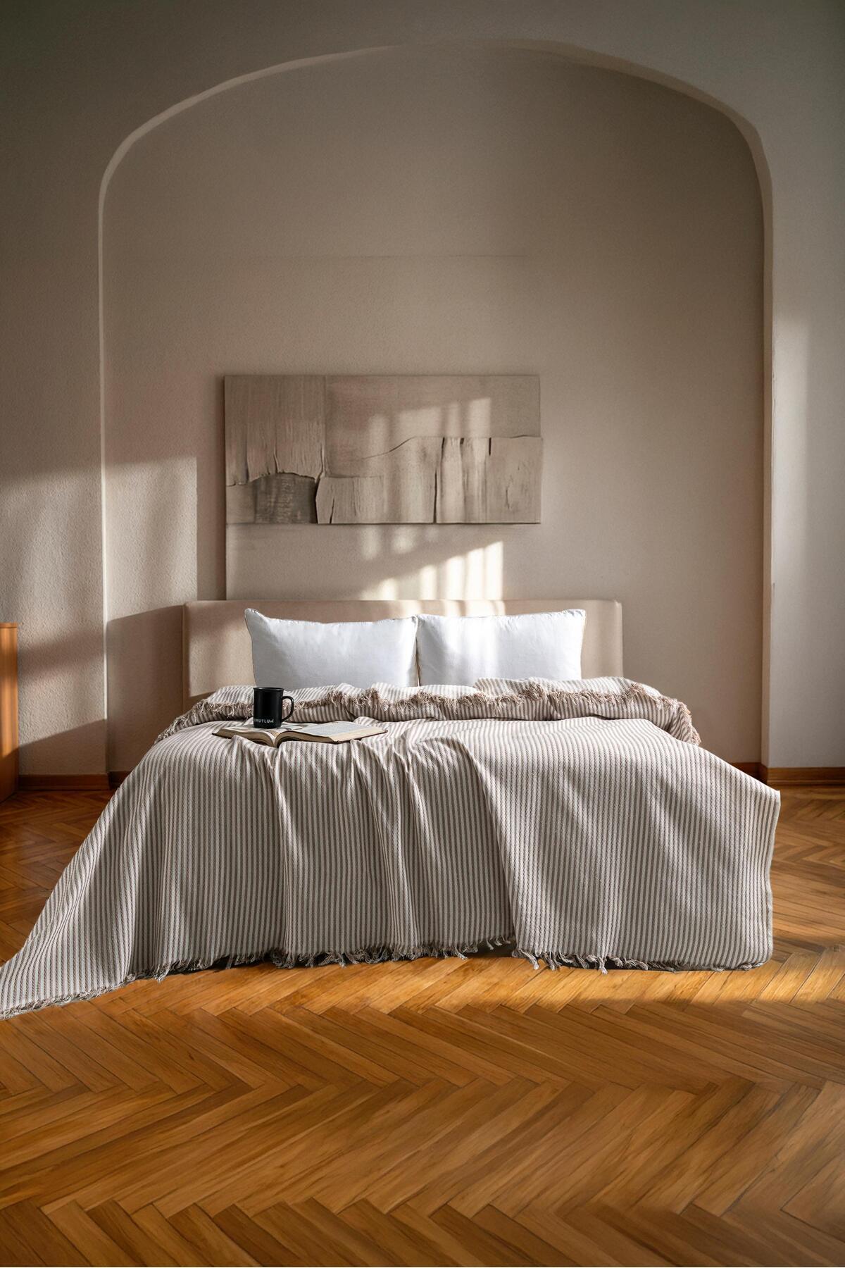 Çift Kişilik Yatak Örtüsü - Pike - Çok Amaçlı Örtü - 220 X 240 Cm - Pamuklu Dokuma - Premium Quality